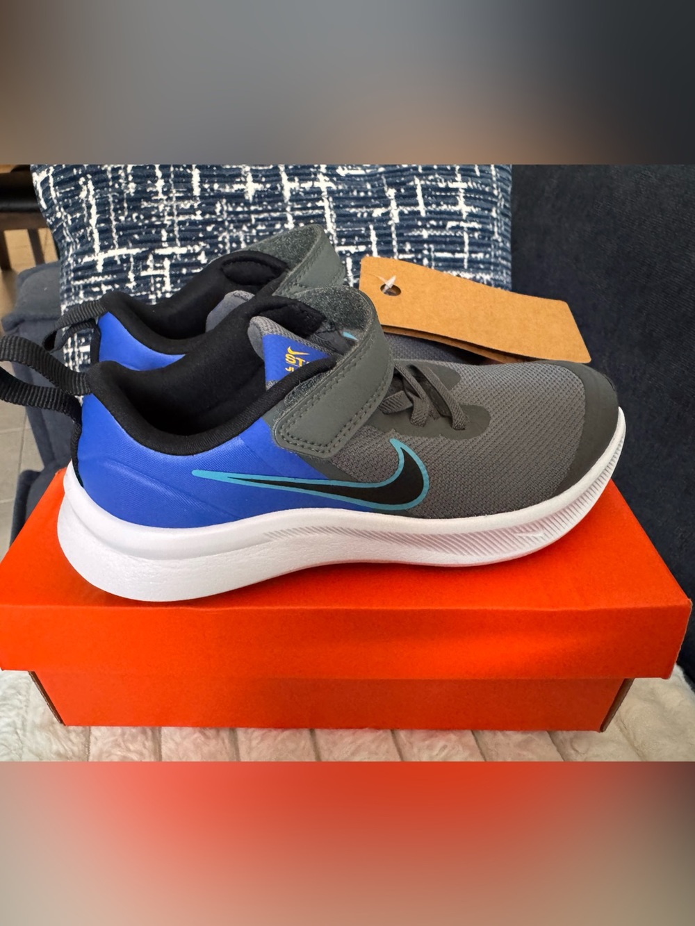 Nike Kids' Gray & Blue Hook-and-Loop Sneaker. Size 13c